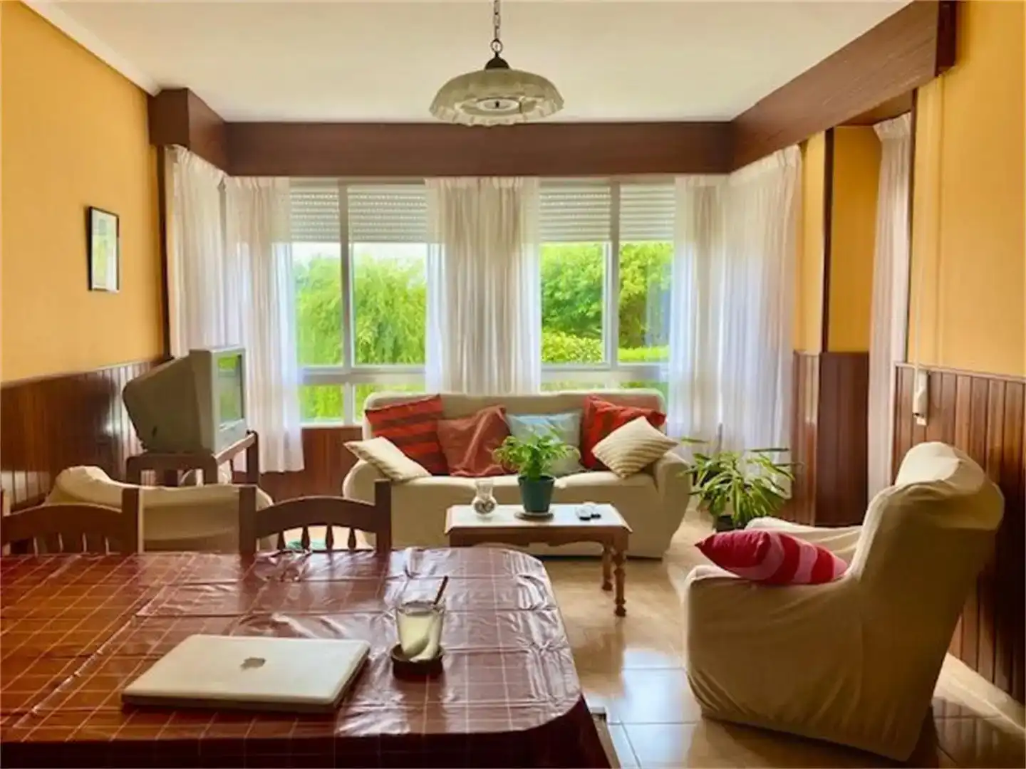 Wohnzimmer von Wohnungen zur Miete in Valdoviño mit Privatgarten, Parkett und Abstellraum