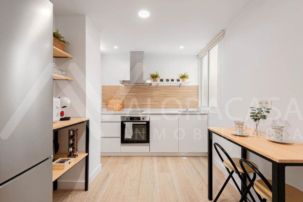 Cuina de Pis en venda en Málaga Capital amb Aire condicionat, Calefacció i Moblat