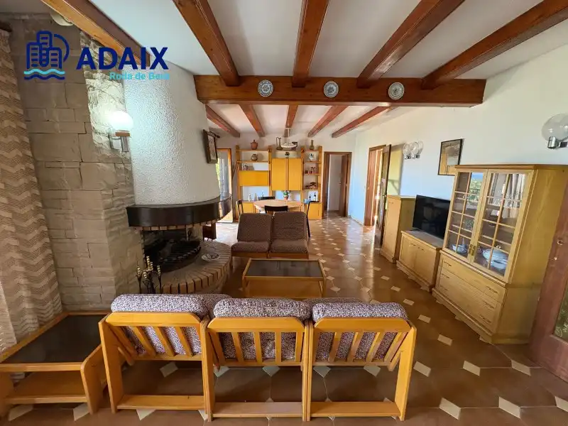 Sala de estar de Casa o chalet en venta en Roda de Berà con Terraza, Trastero y Piscina