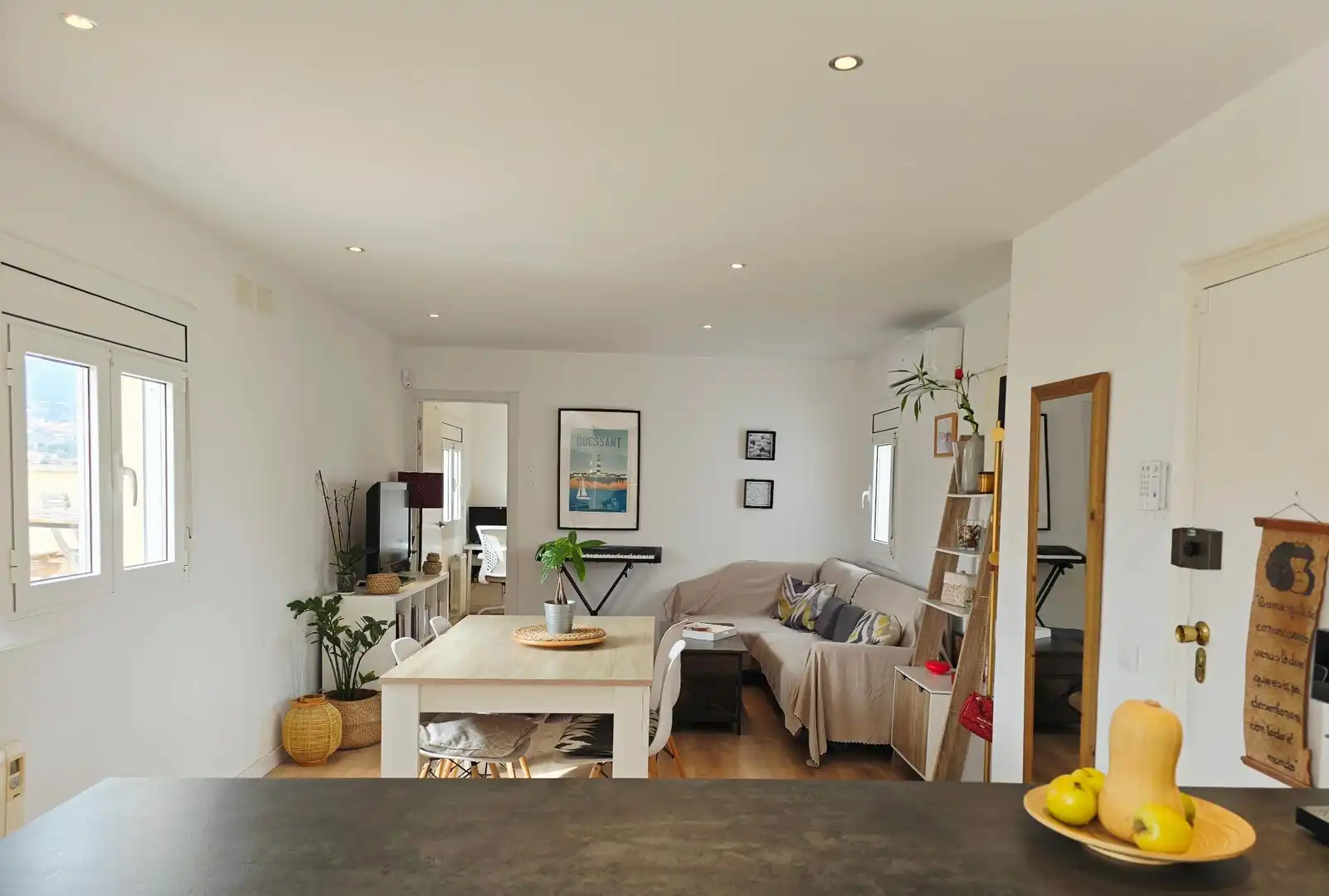 Sala de estar de Ático en venta en Barcelona con Aire acondicionado, Calefacción y Parquet