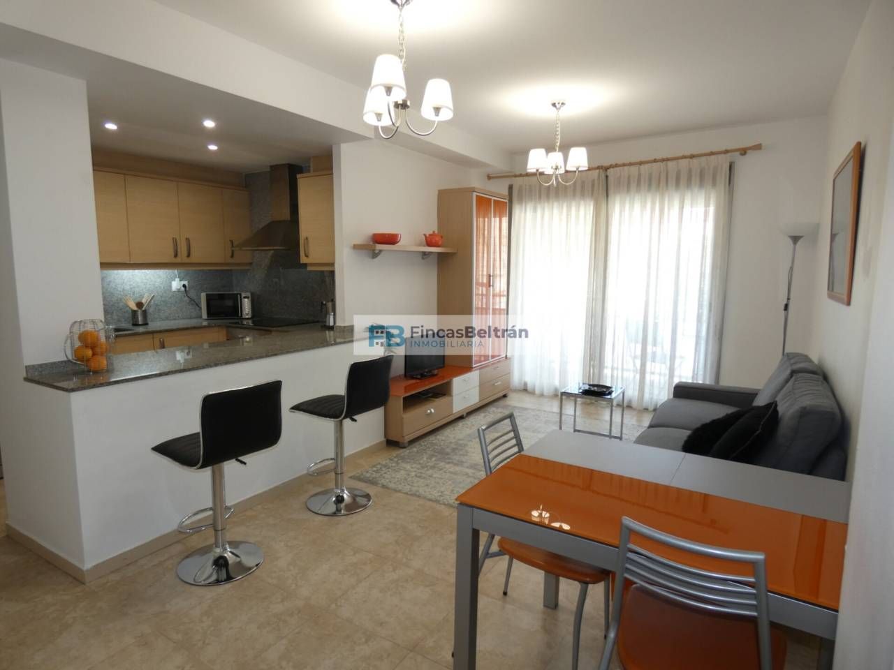 Sala d'estar de Apartament en venda en Benicarló amb Aire condicionat, Terrassa i Moblat
