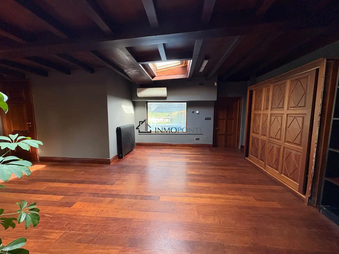 Casa o xalet en venda en Pontevedra Capital  amb Jardí privat