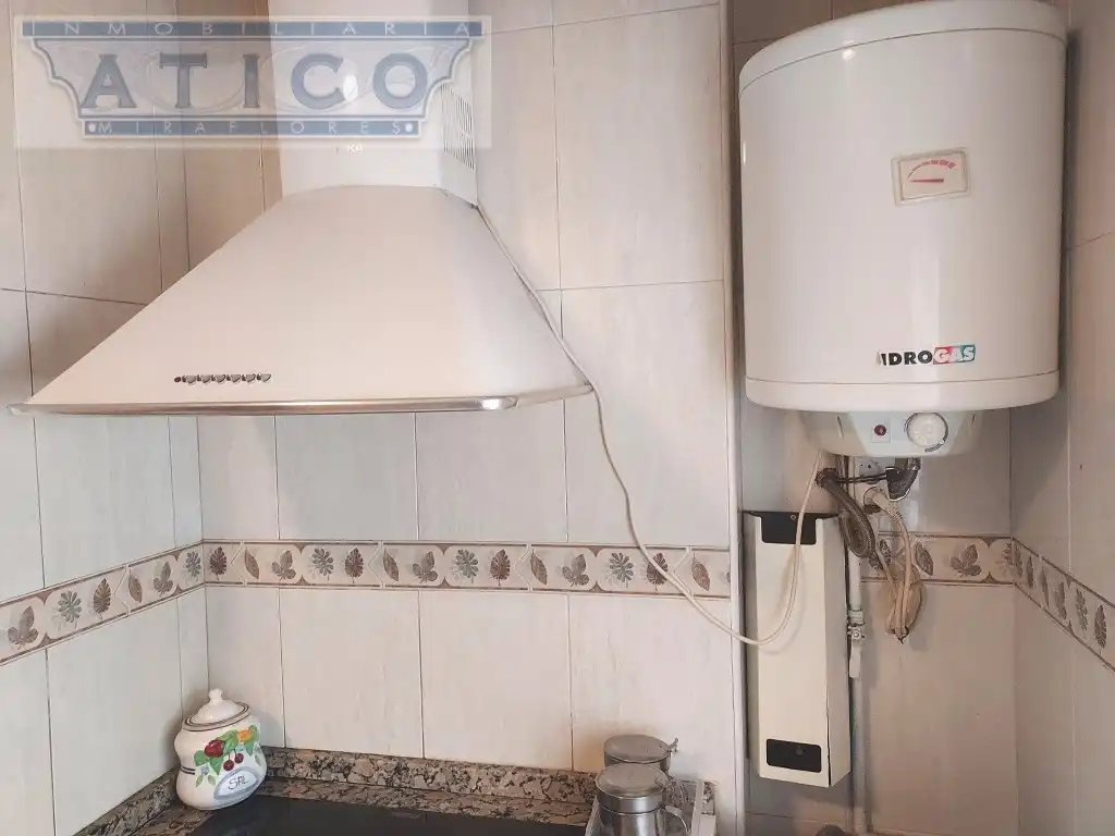 Kitchen of Flat for sale in Sevilla  with Air Conditioner and Terrace