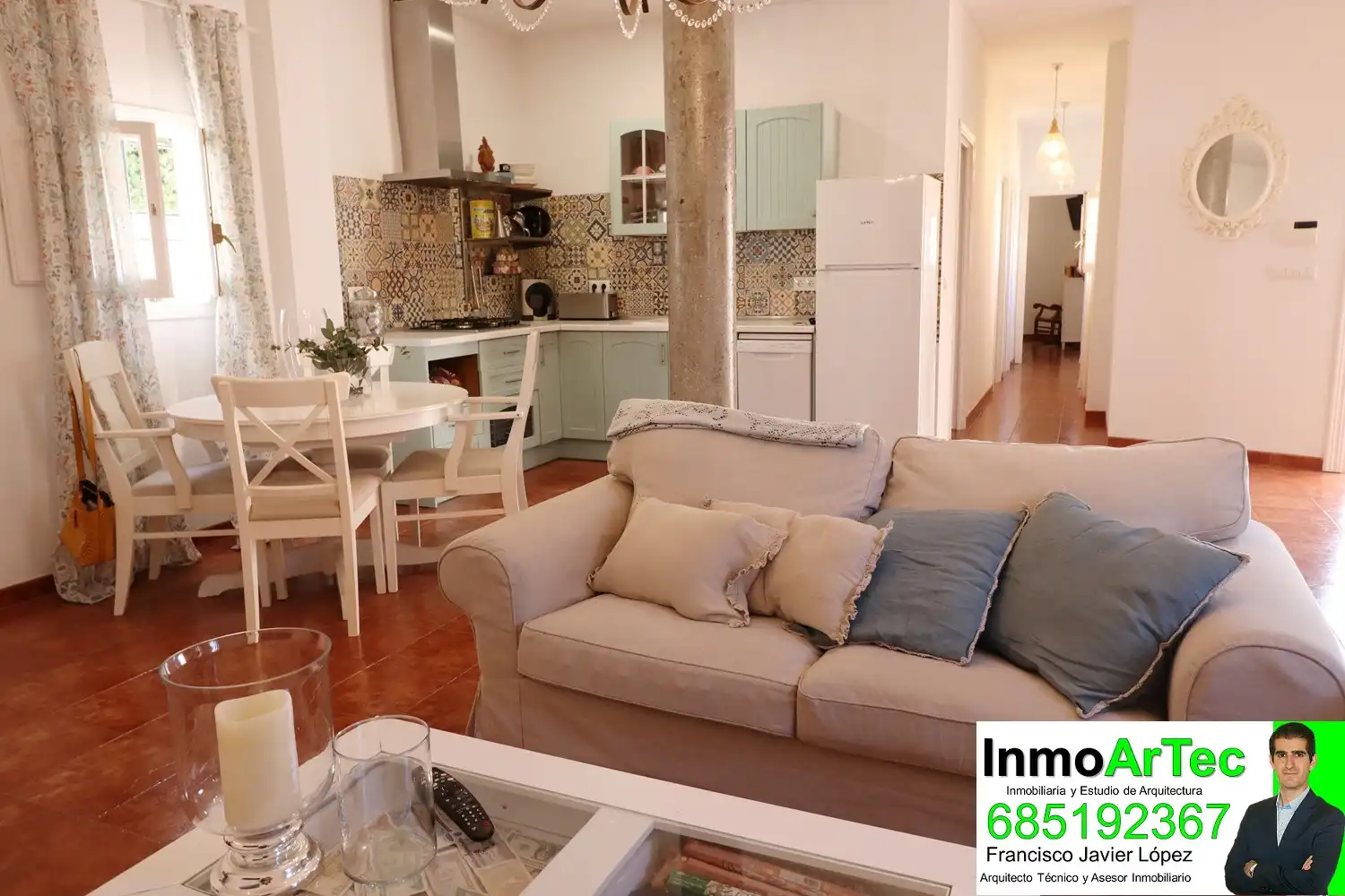 Living room of Houses for sale in Fuente Vaqueros  with Swimming Pool and Furnished