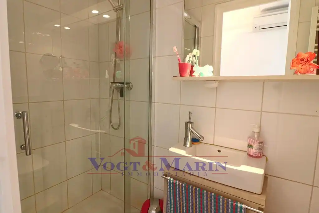 Casa a schiera con terrazza in vendita a Carrer Porto Fino, imagen 16