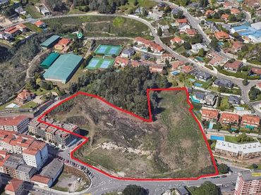 Wohnbaugrundstück zum Verkauf in Rúa Valiña