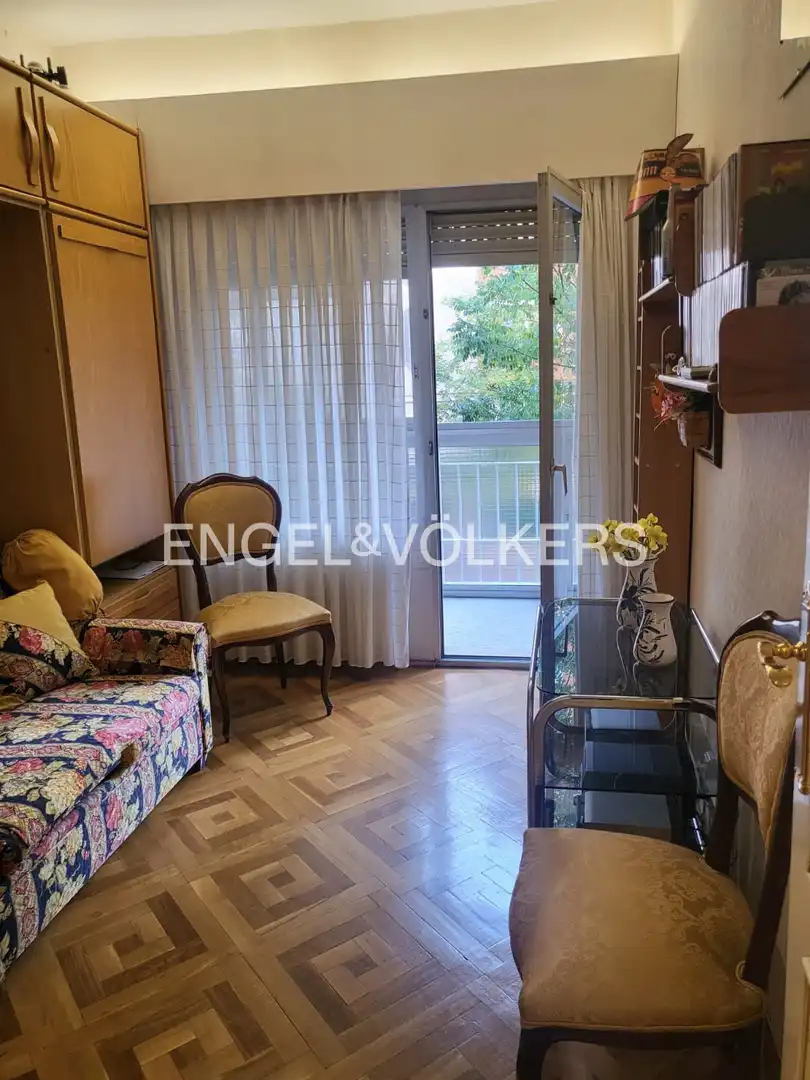 Flat for sale in Calle de Bravo Murillo, Berruguete