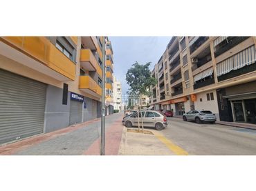 Business premises to rent in Albal