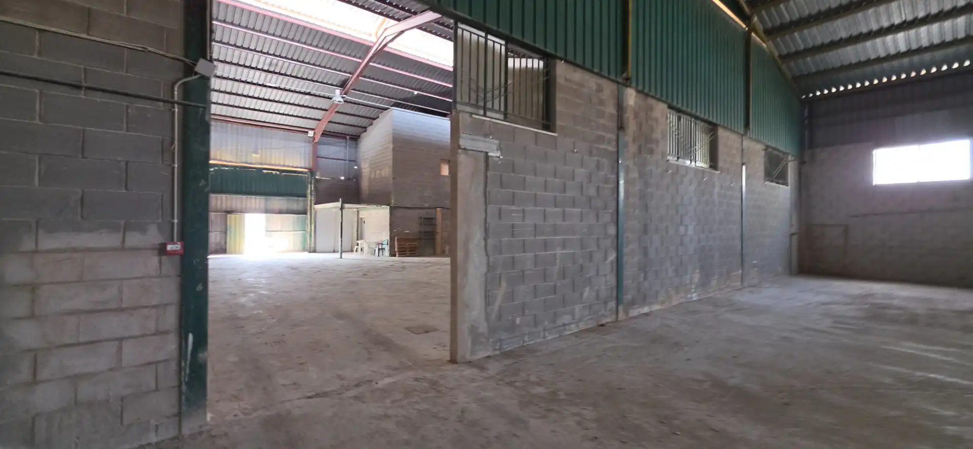 Industrial buildings for sale in Camino Entrepinos A, 4, Pedanías Este