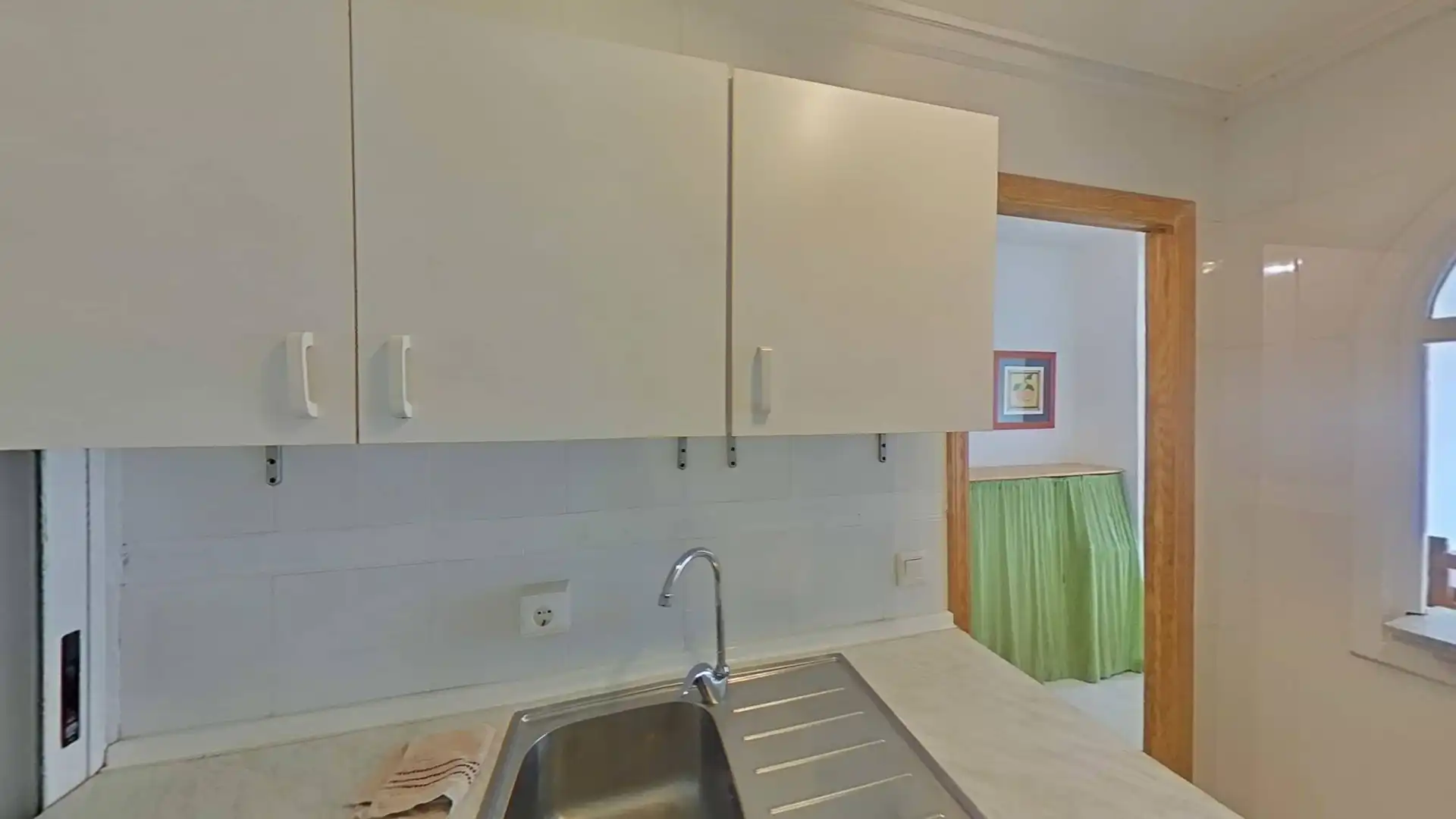Cocina de Piso en venta en Torrevieja con Calefacción, Jardín privado y Trastero