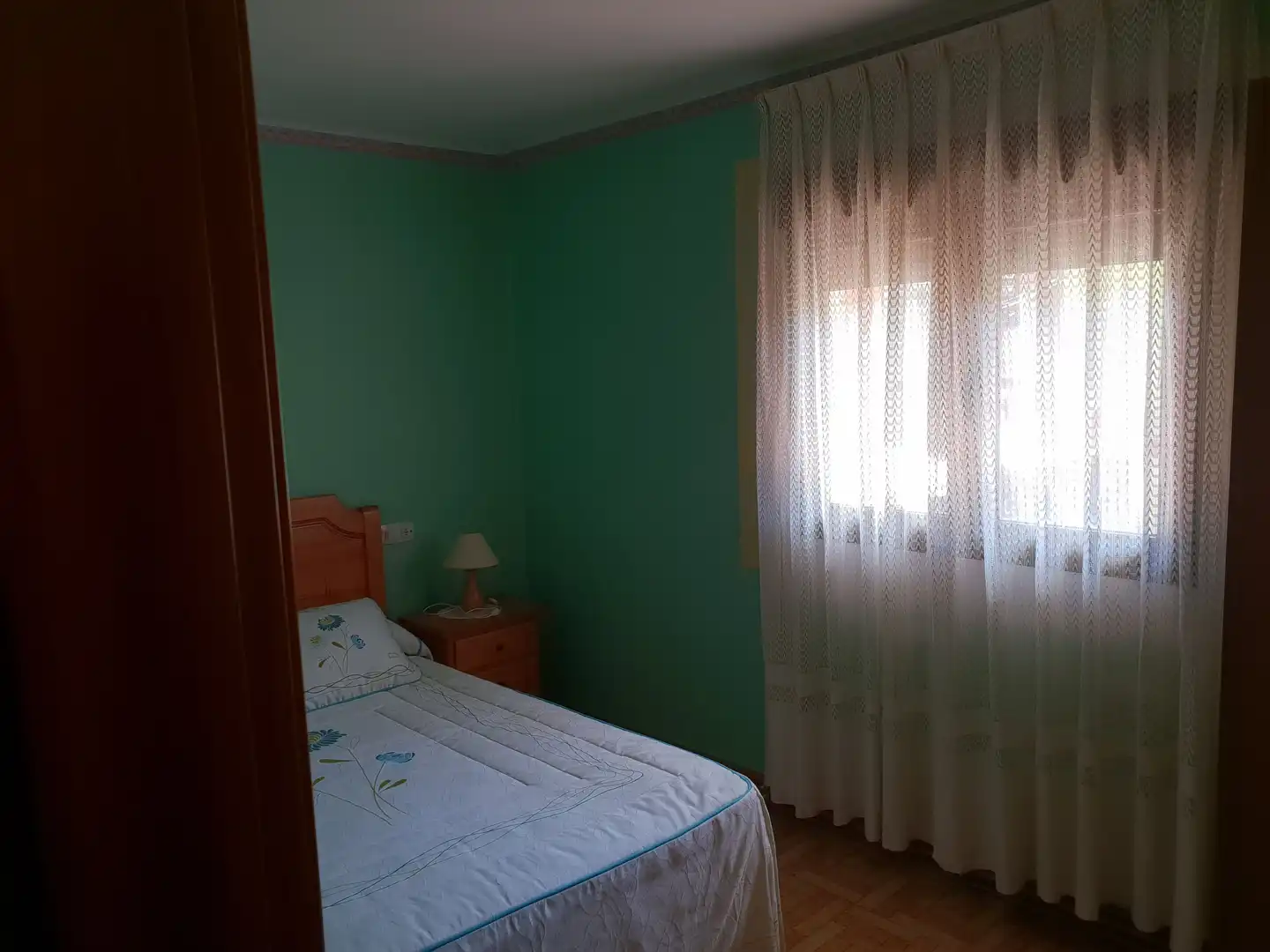 Habitación de Piso en venta en Caso con Calefacción, Trastero y Amueblado