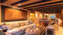 Living room of Single-family semi-detached for sale in Naut Aran  with Parquet flooring, Storage room and Furnished