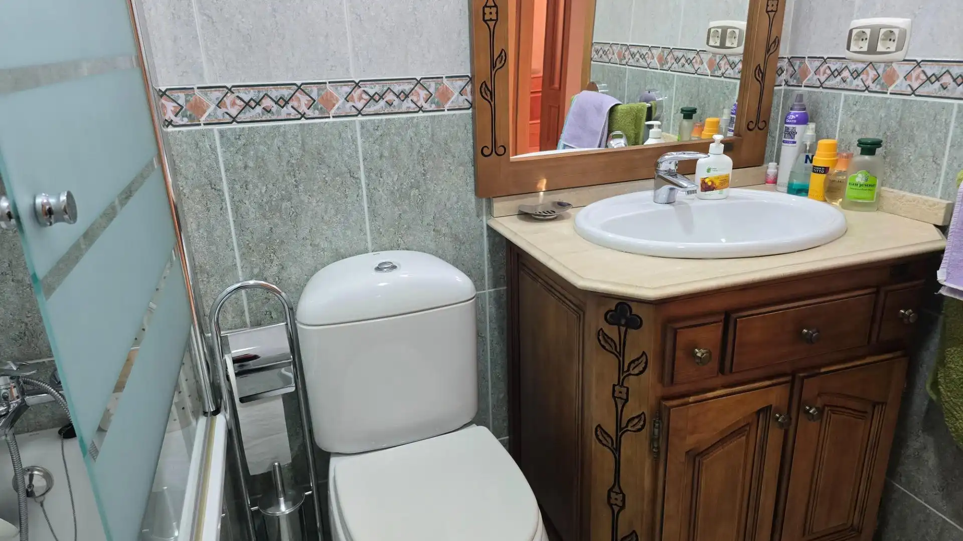 Baño de Piso en venta en Hellín con Aire acondicionado, Calefacción y Terraza