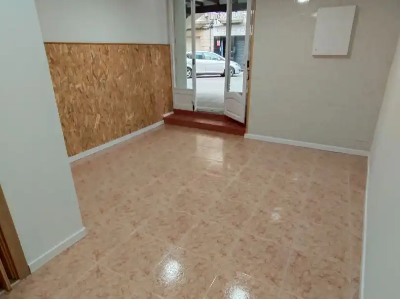 Commercial properties for rent in Bellpuig, Lleida