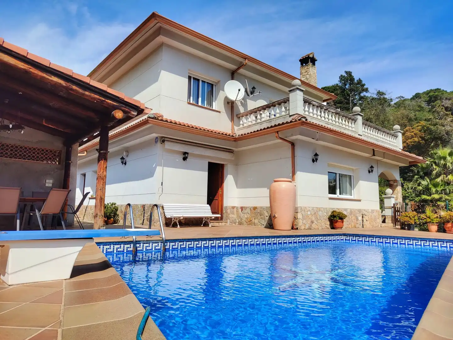 Detached house with terrace for sale in Canyelles
