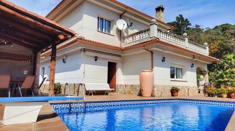 CASA CON PISCINA Y LICENCIA TURISTICA