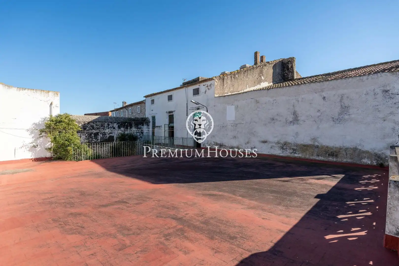 Terrace of Houses for sale in La Secuita  with Terrace, Storage room and Balcony