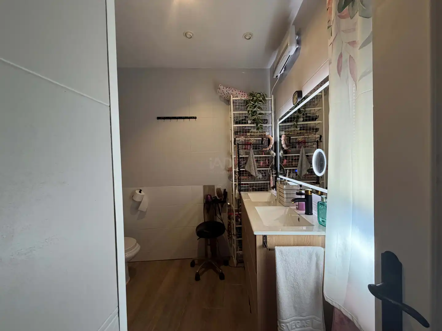 Bany de Pis en venda en Tàrrega amb Aire condicionat, Calefacció i Terrassa