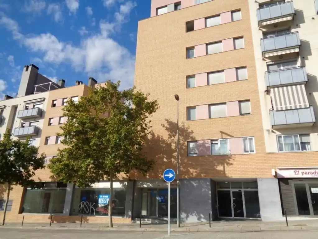 Local comercial en venda a Llevant, imagen 4