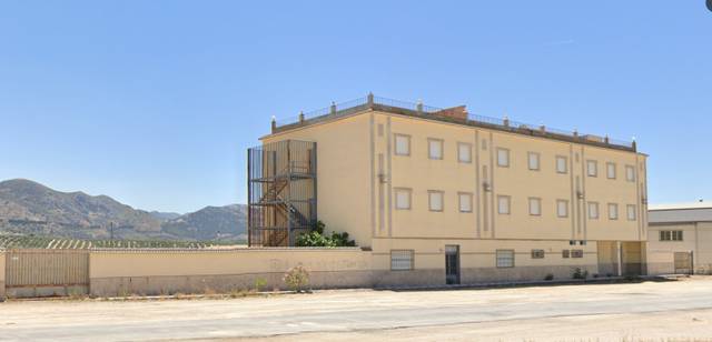 Edificio en Venta en A-6001, 39 en Mancha Real