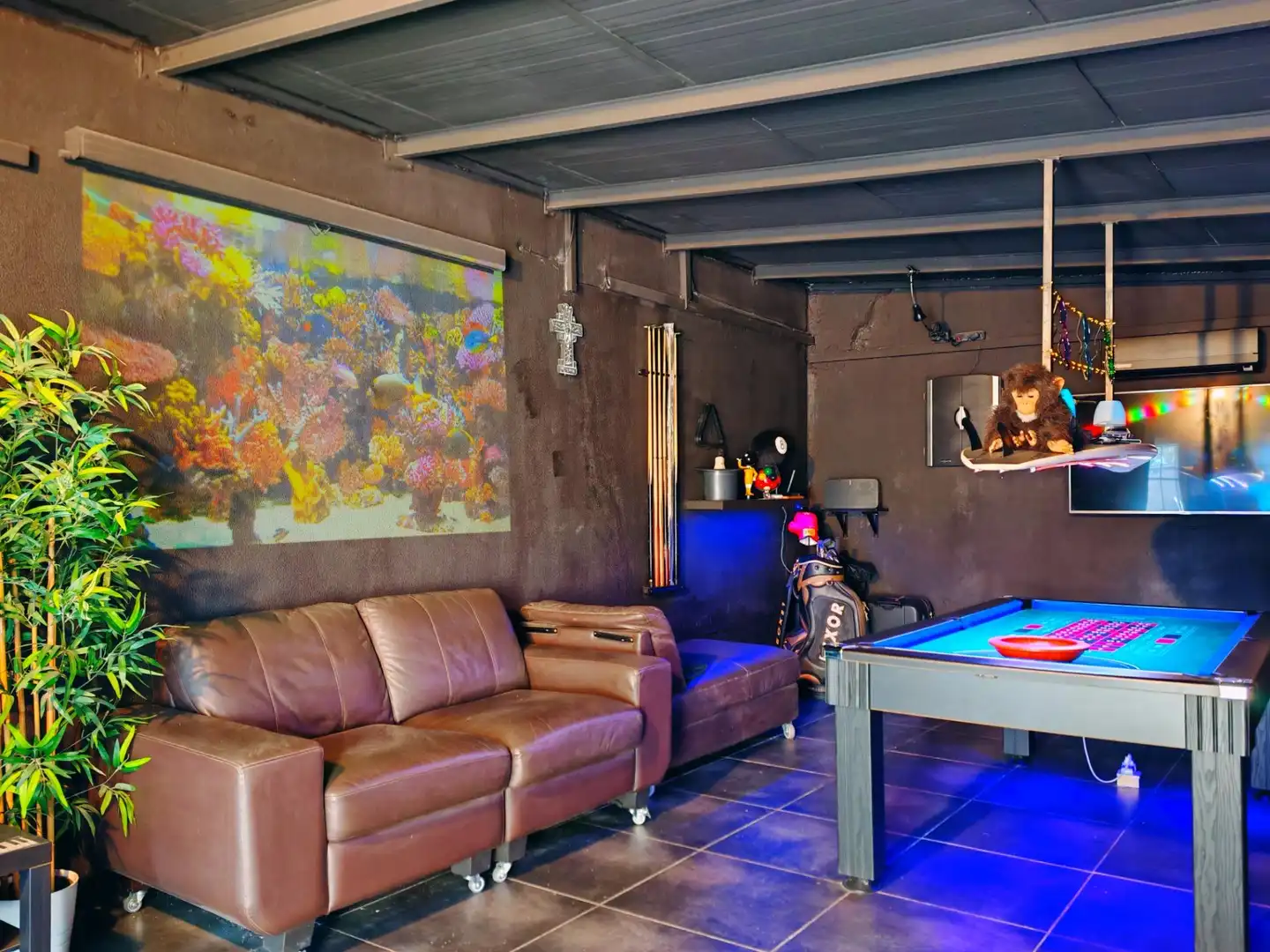 Houses for sale in Chiclana de la Frontera  with Air Conditioner, Swimming Pool and Furnished