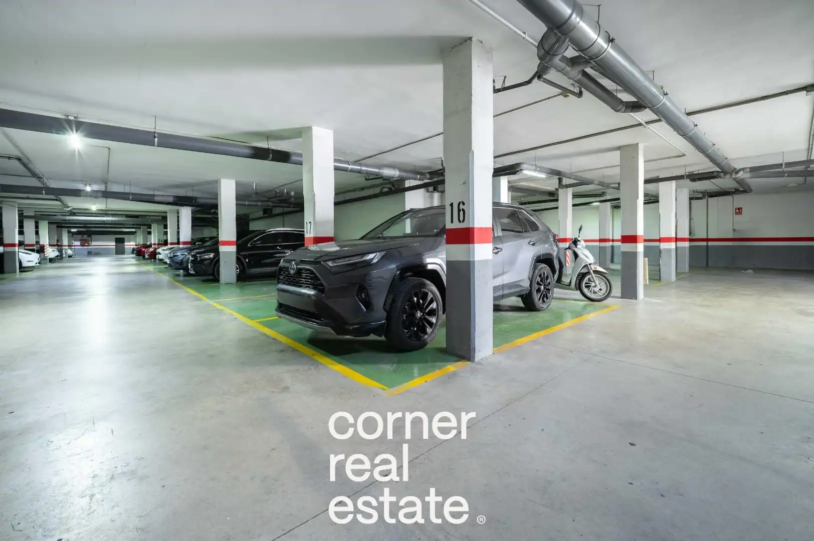 Parking of Ground floor for sale in Sant Cugat del Vallès  with Heating, Parquet flooring and Terrace
