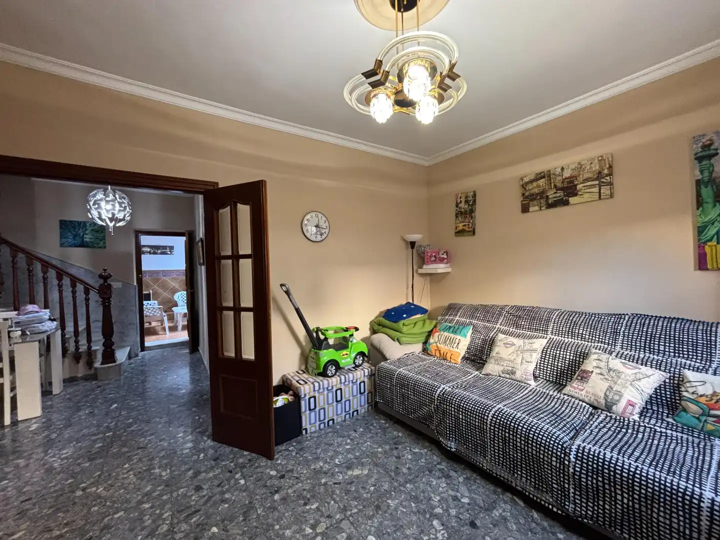Sala de estar de Casa adosada en venta en Antequera con Aire acondicionado, Terraza y Balcón