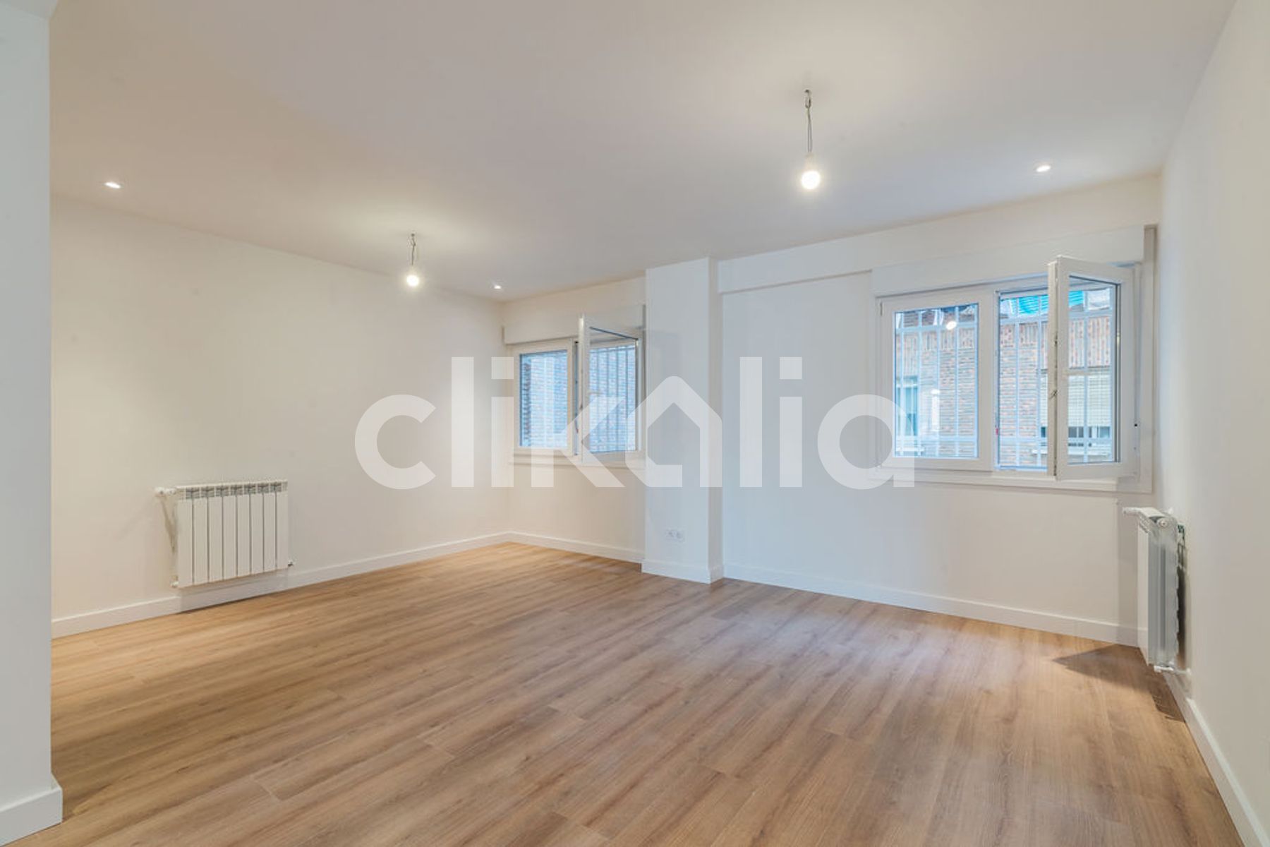 Sala de estar de Piso en venta en  Madrid Capital con Aire acondicionado y Calefacción