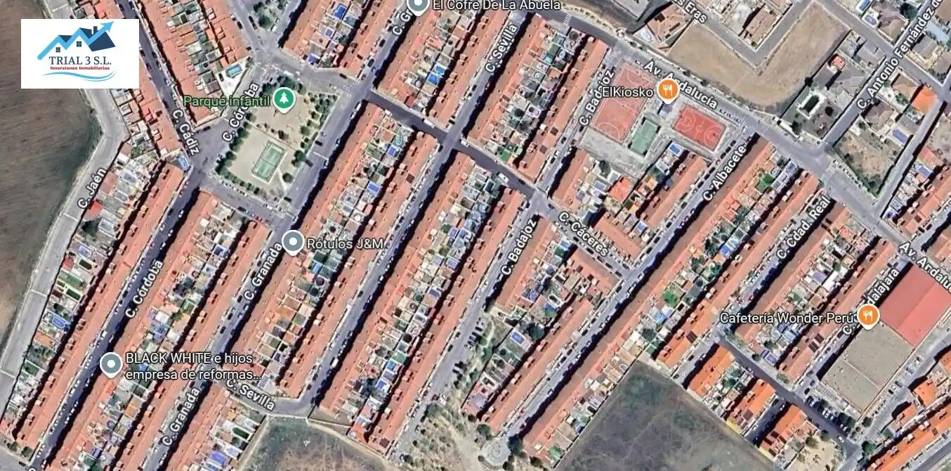 House with garden for sale in Calle de Sevilla, imagen 2
