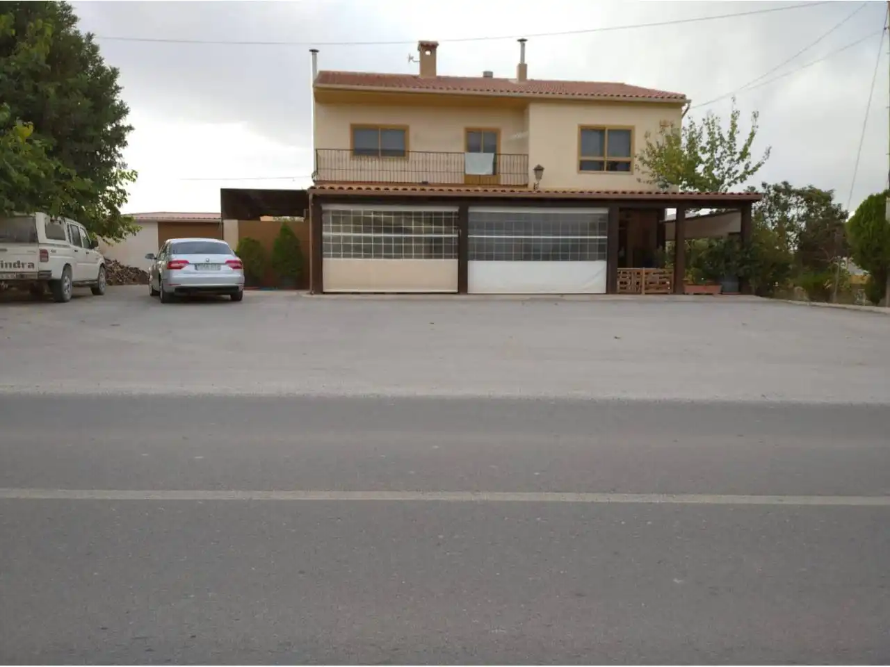 Casa en venda a Baza