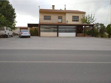 Casa en venda a Baza