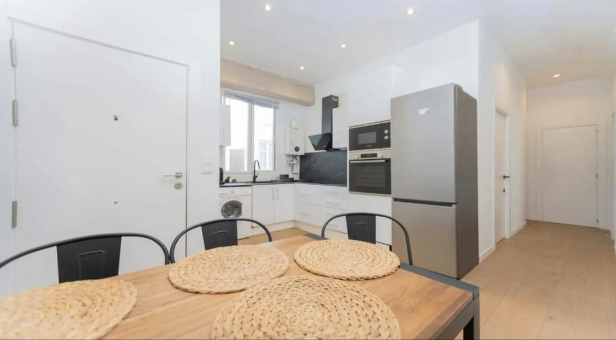 Cocina de Piso para compartir en  Valencia Capital con Aire acondicionado, Calefacción y Amueblado