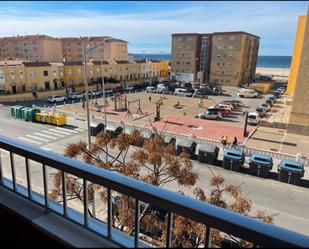 Vista exterior de Pis en venda en Tarifa amb Terrassa