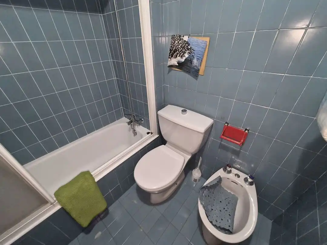 Bathroom of Flat for rent in Gernika-Lumo, Bizkaia