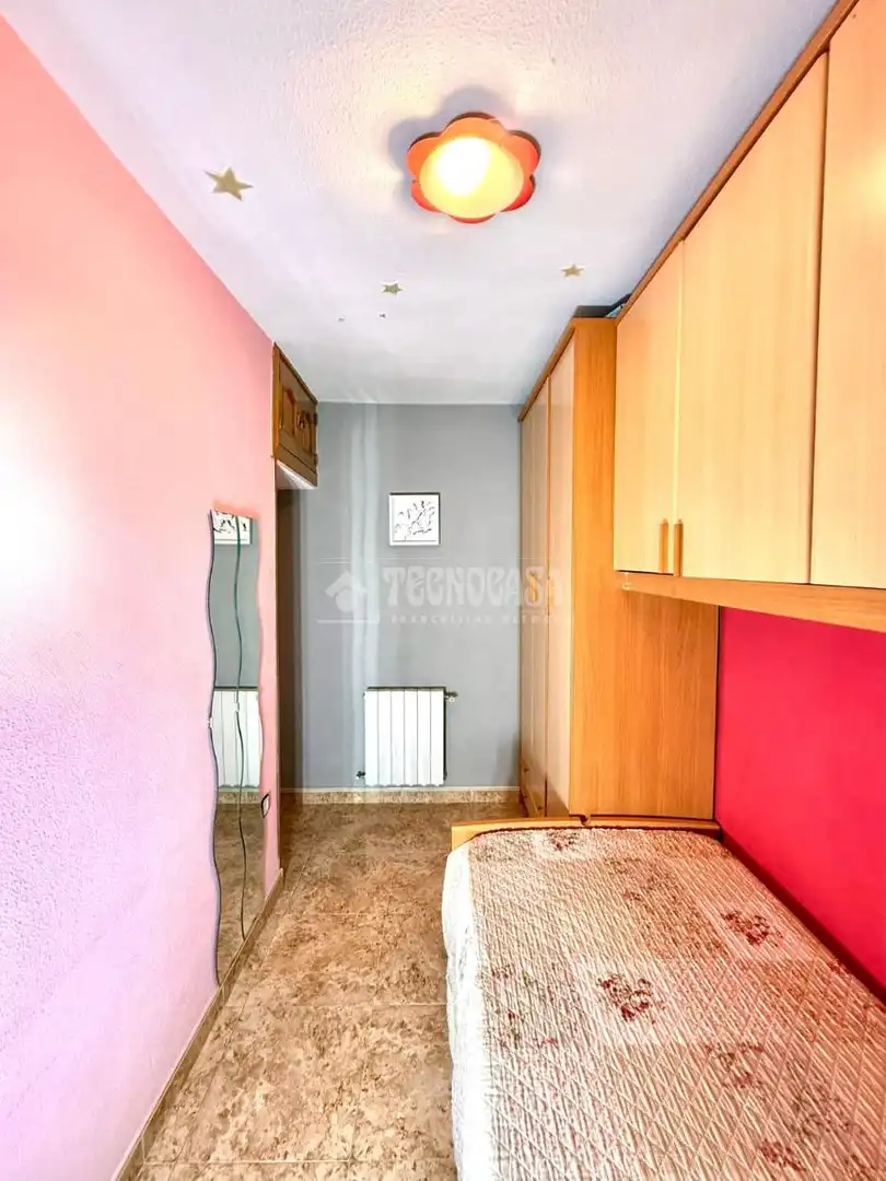 Habitación de Piso en venta en Madrid con Aire acondicionado y Calefacción