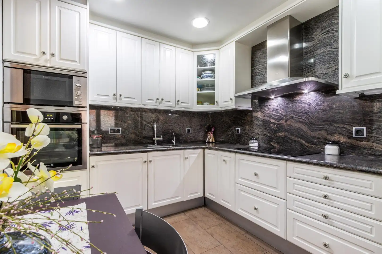 Cocina de Casa o chalet en venta en Sabadell con Aire acondicionado, Calefacción y Terraza