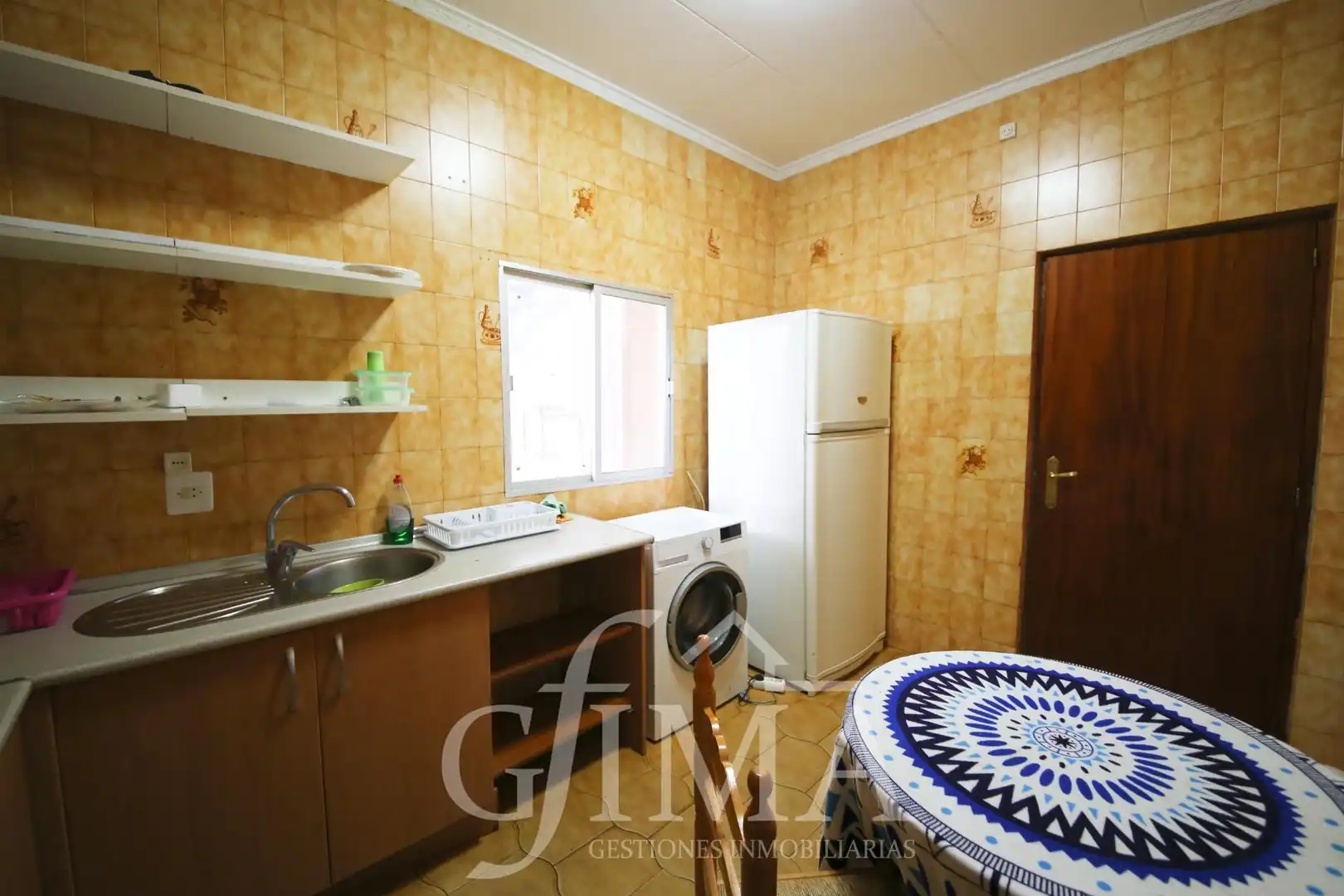 Kitchen of Houses for sale in Argamasilla de Alba  with Air Conditioner, Heating and Balcony