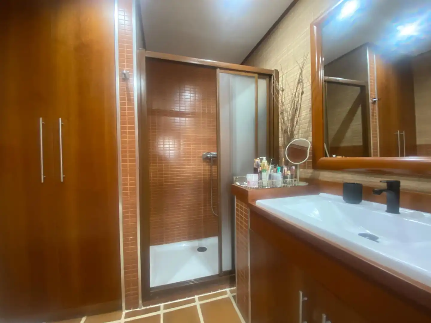 Baño de Casa o chalet en venta en Vilagarcía de Arousa con Calefacción, Jardín privado y Parquet