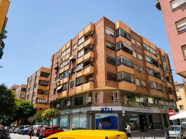 Appartamento con balcone in vendita a Calle DOSCIENTOS LOS