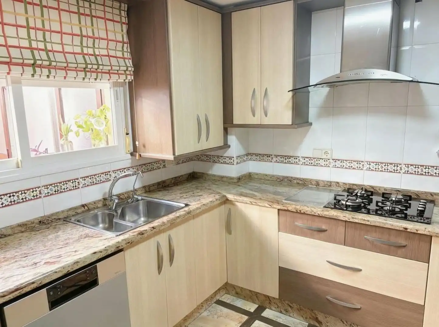 Cuina de Casa o xalet en venda en Mengíbar amb Calefacció