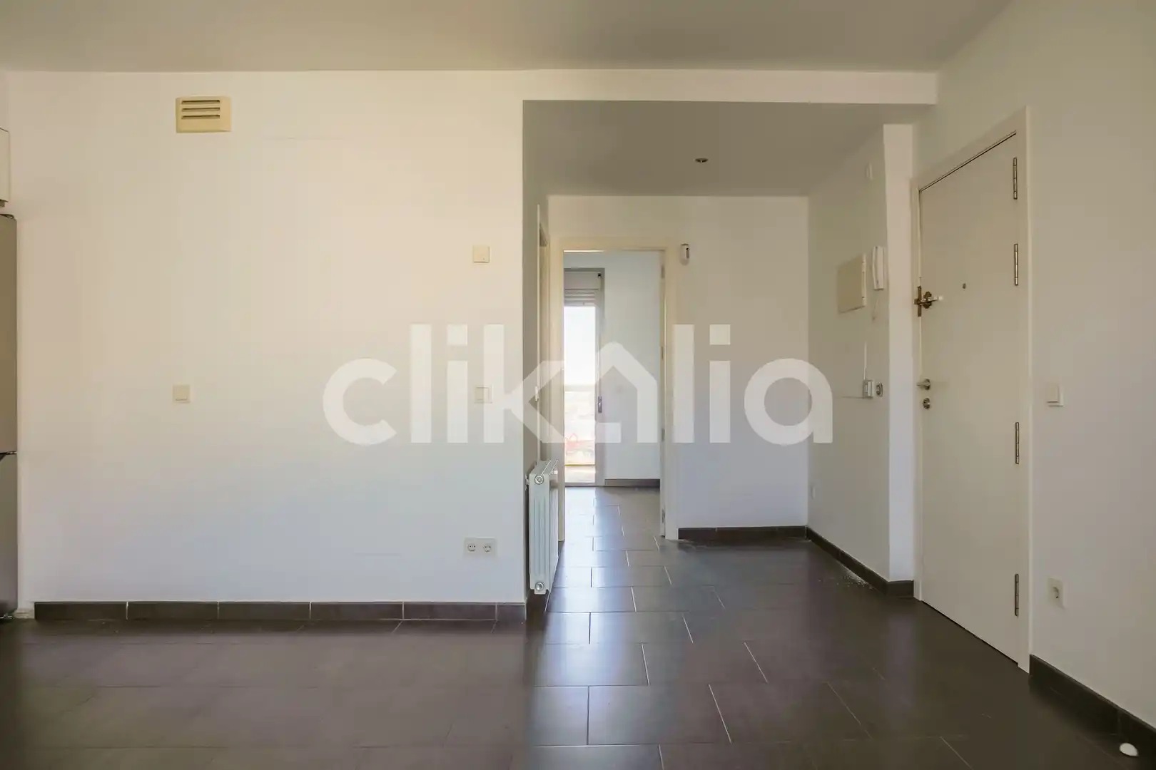 Piso en venta en Madrid con Calefacción, Terraza y Trastero