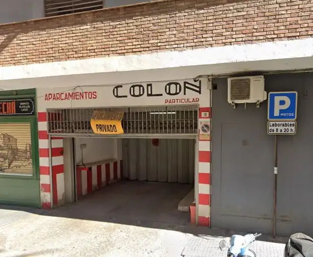 Aparcament en venda a MARTINEZ CAMPOS 19
