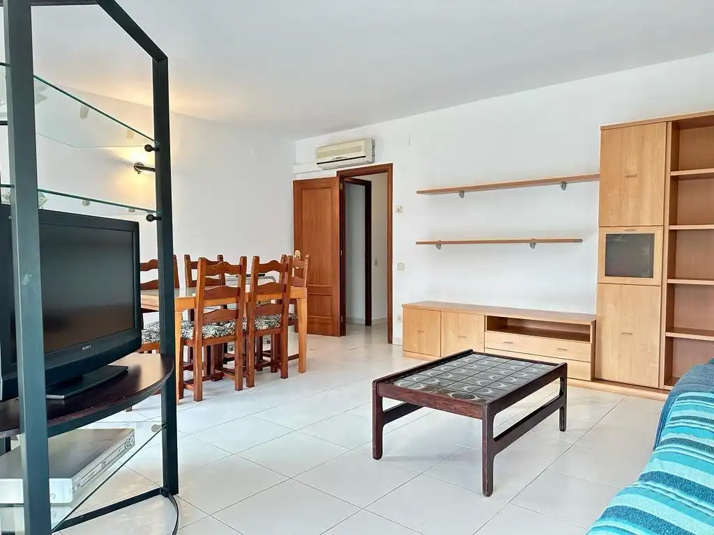 Sala de estar de Apartamento de alquiler en Tossa de Mar con Aire acondicionado, Jardín privado y Terraza