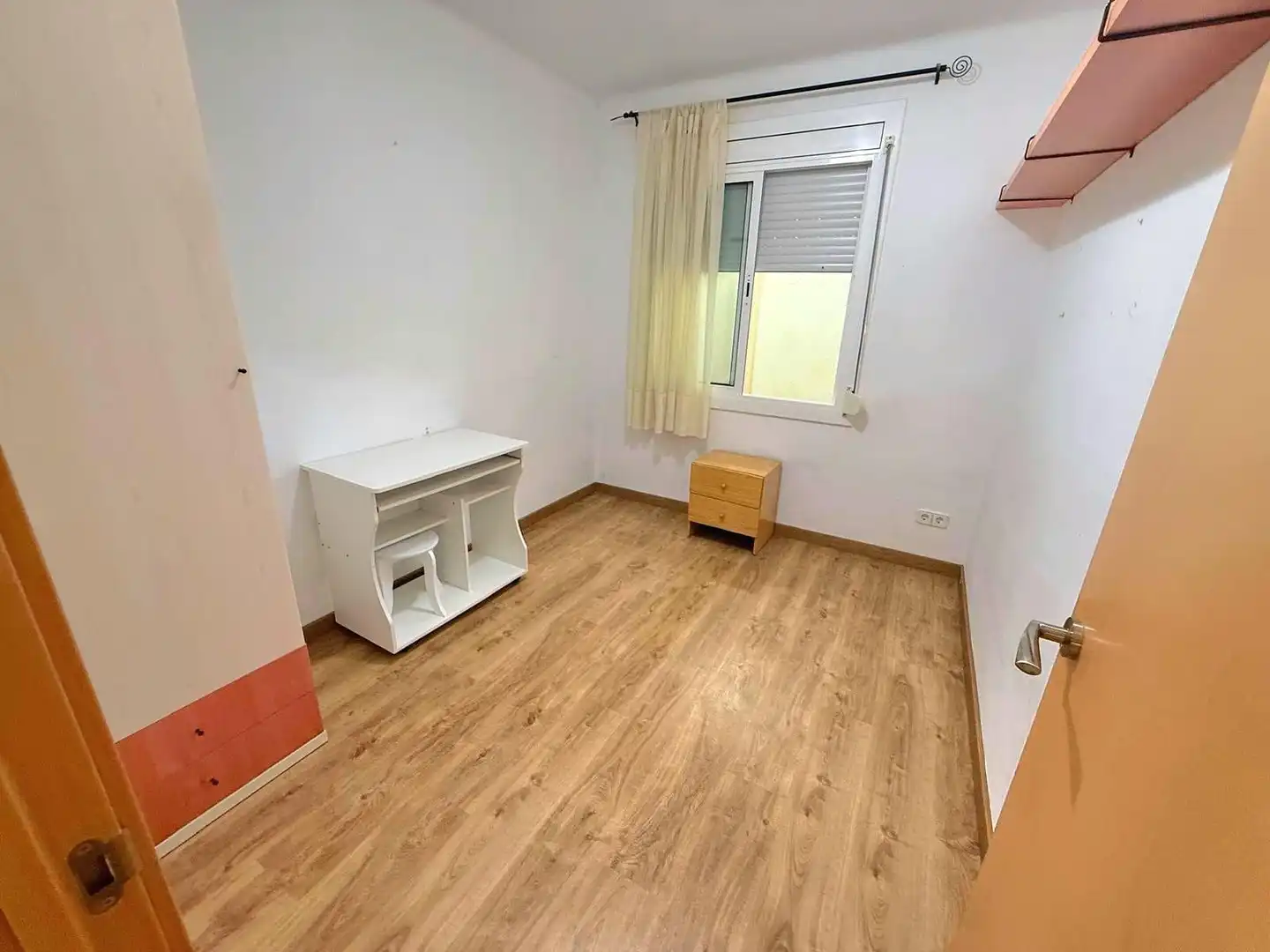 Dormitori de Planta baixa en venda en Calafell amb Parquet i Terrassa