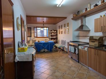 Apartment with pool for sale in Calle Tenorio 15