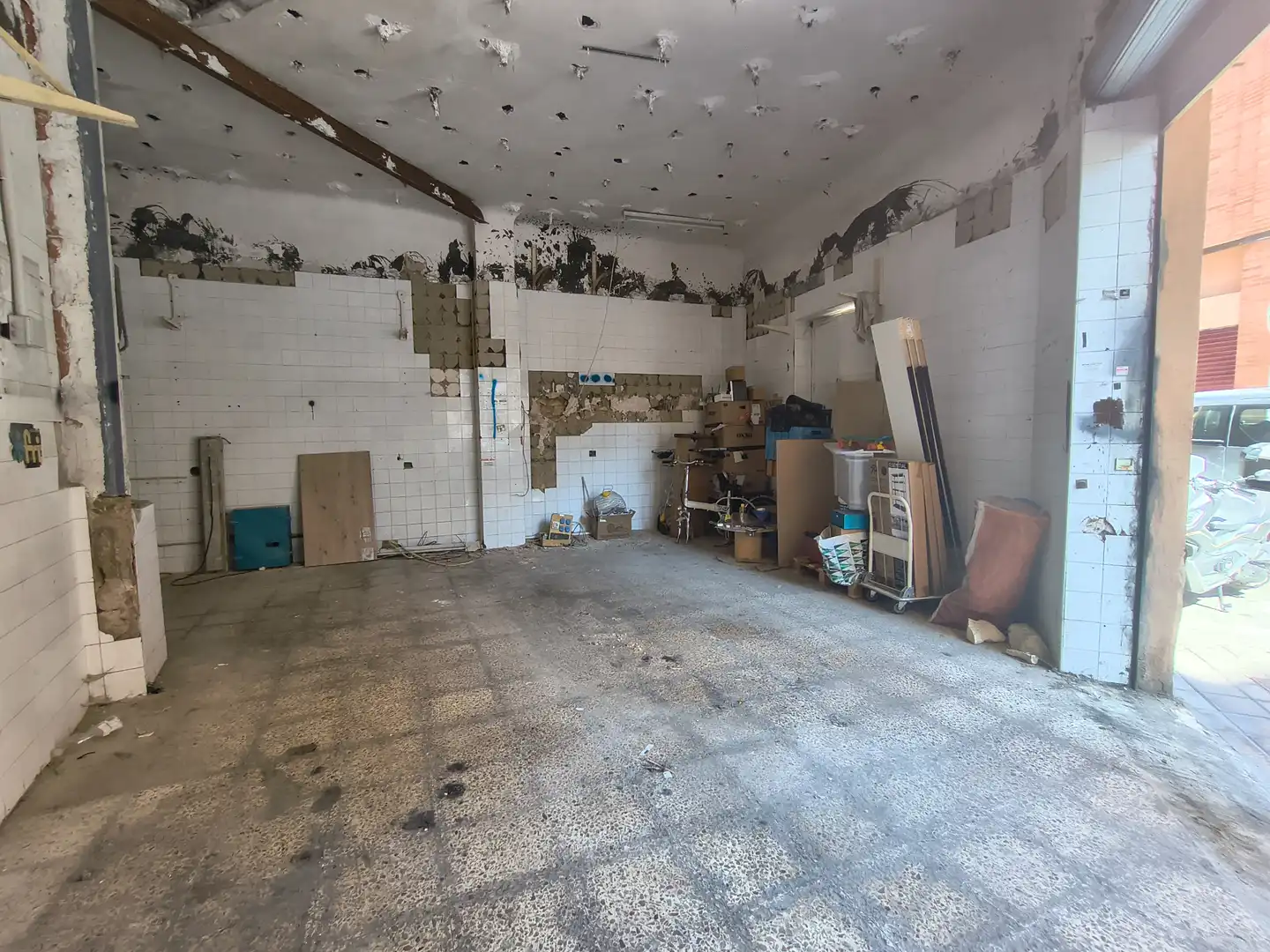 Local comercial en venda a Carrer de Agost 9, imagen 3