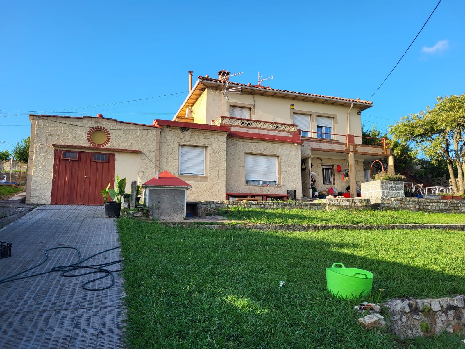 Vista exterior de Casa o chalet en venta en Santander con Calefacción, Jardín privado y Terraza