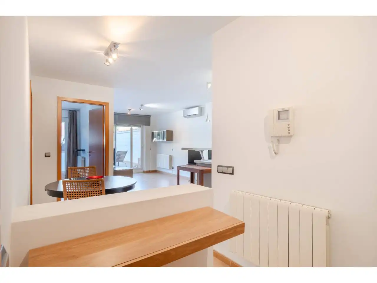Habitación de Piso en venta en Cassà de la Selva con Aire acondicionado, Calefacción y Terraza