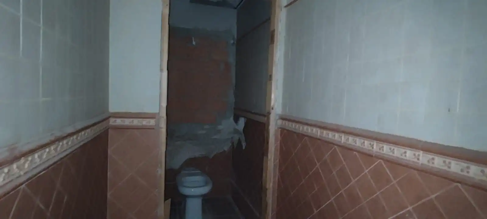 Badezimmer von Geschaftsraum zum Verkauf in El Carpio
