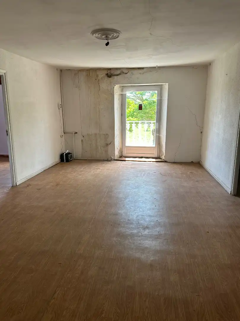 Country house zum Verkauf in Aguilar de Campoo mit Balkon